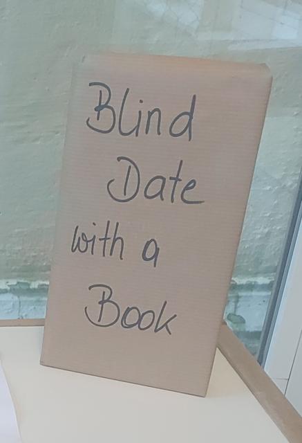 Blind Date with a Book 01