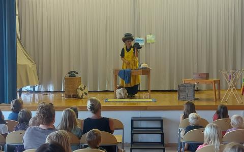 Kindertheater mit Ursula Laudacher "Der Wunschhut"